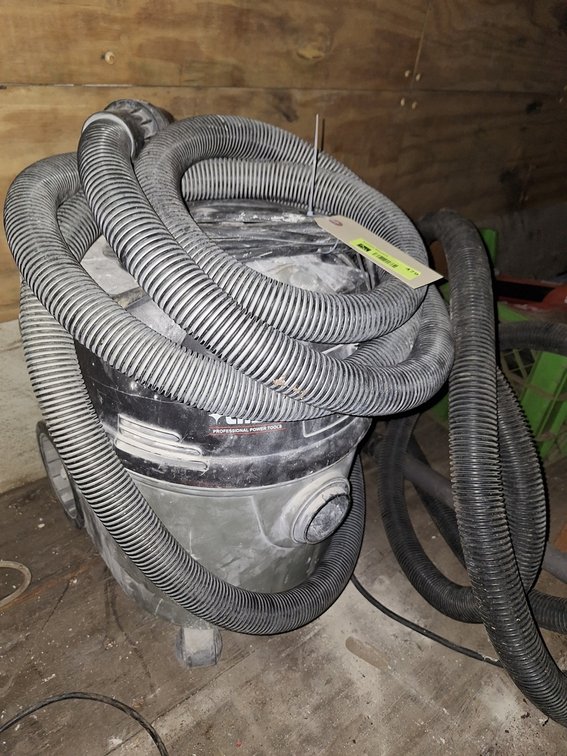Porter Cable Shop Vac on Wheels with Hose