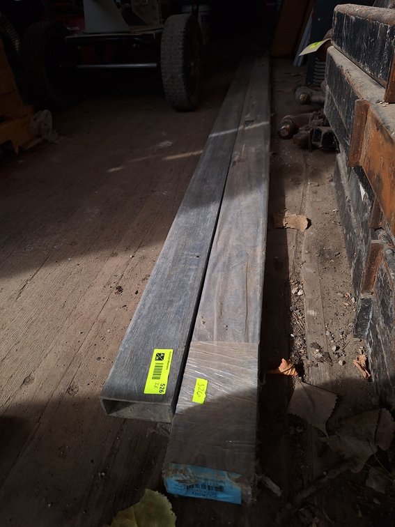 2 Metal Screeds