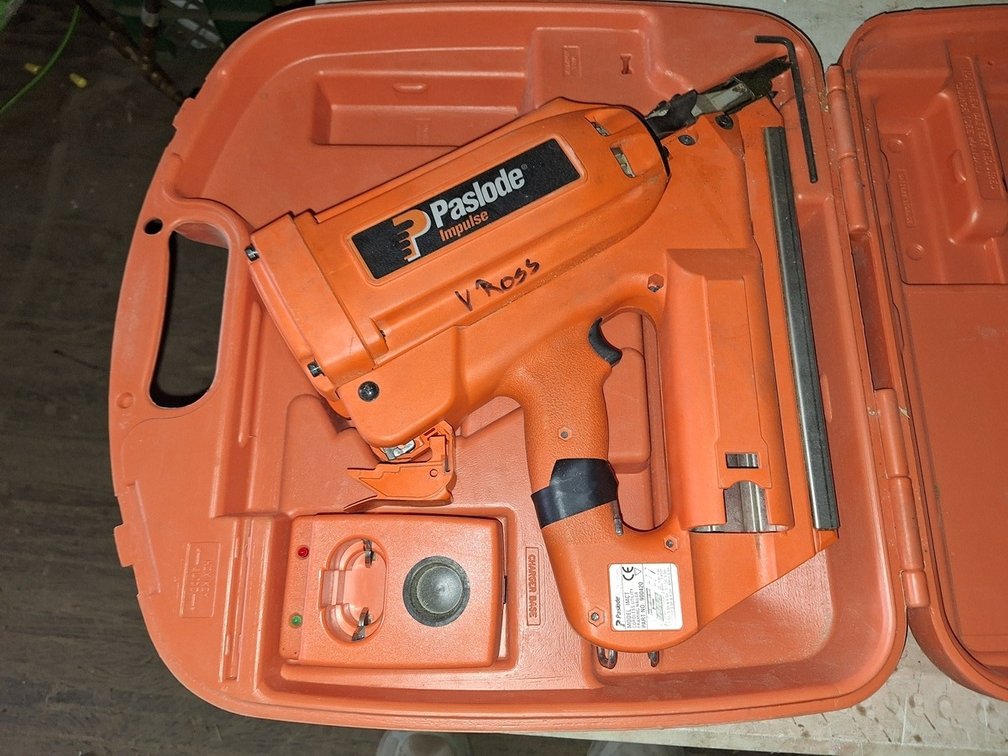 Paslode Impulse Framing Nailer with Charger