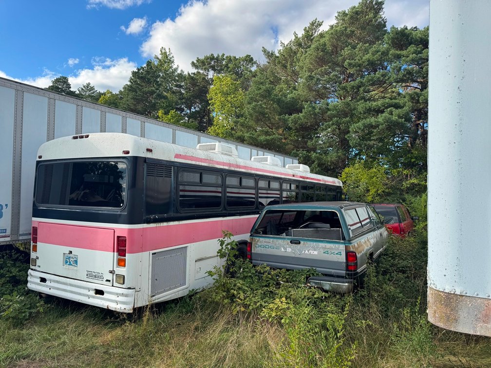 1994 Blue Bird 40' Diesel Pusher Coach Bus Low Miles Need Power Steering Hose/ Runs Needs Jump Start
