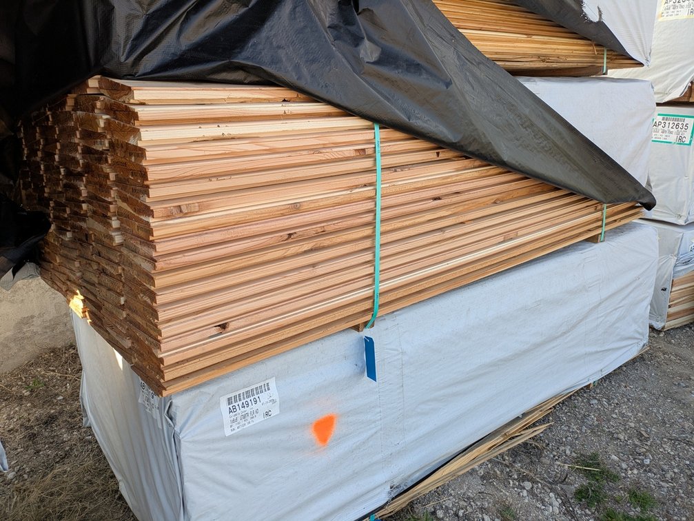 Cedar 5/4"x8" Rabbit Bevel Siding, Utility, 216 - 8' Lengths, 1728 Linear Feet, 902 Sq. Ft.