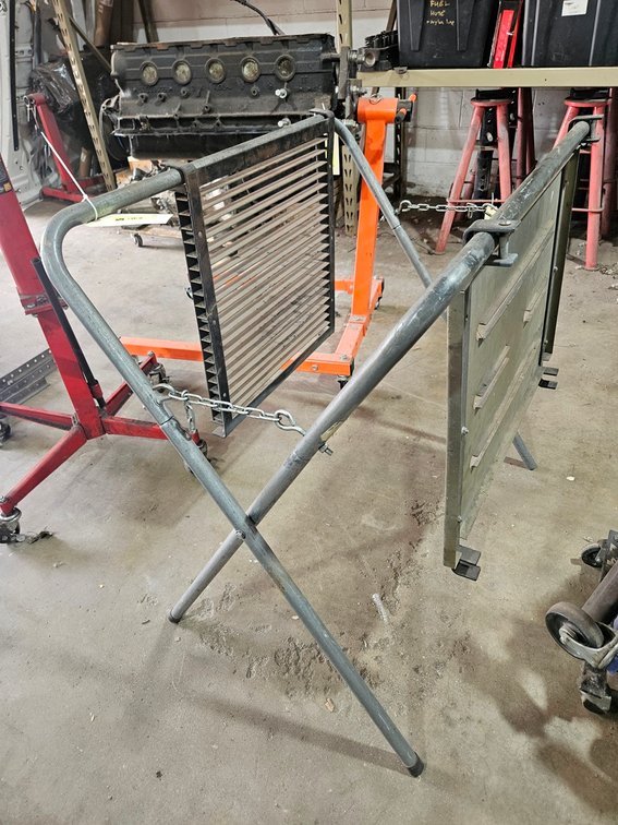 Folding Body Shop Stand
