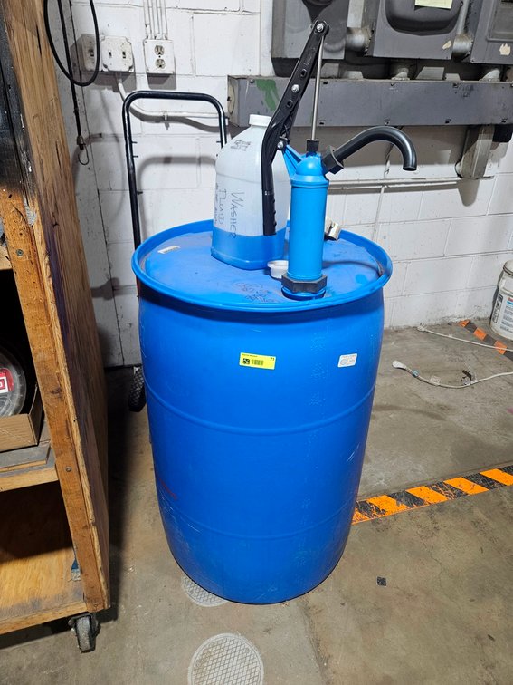 Poly 55 Gallon Drum with Pump