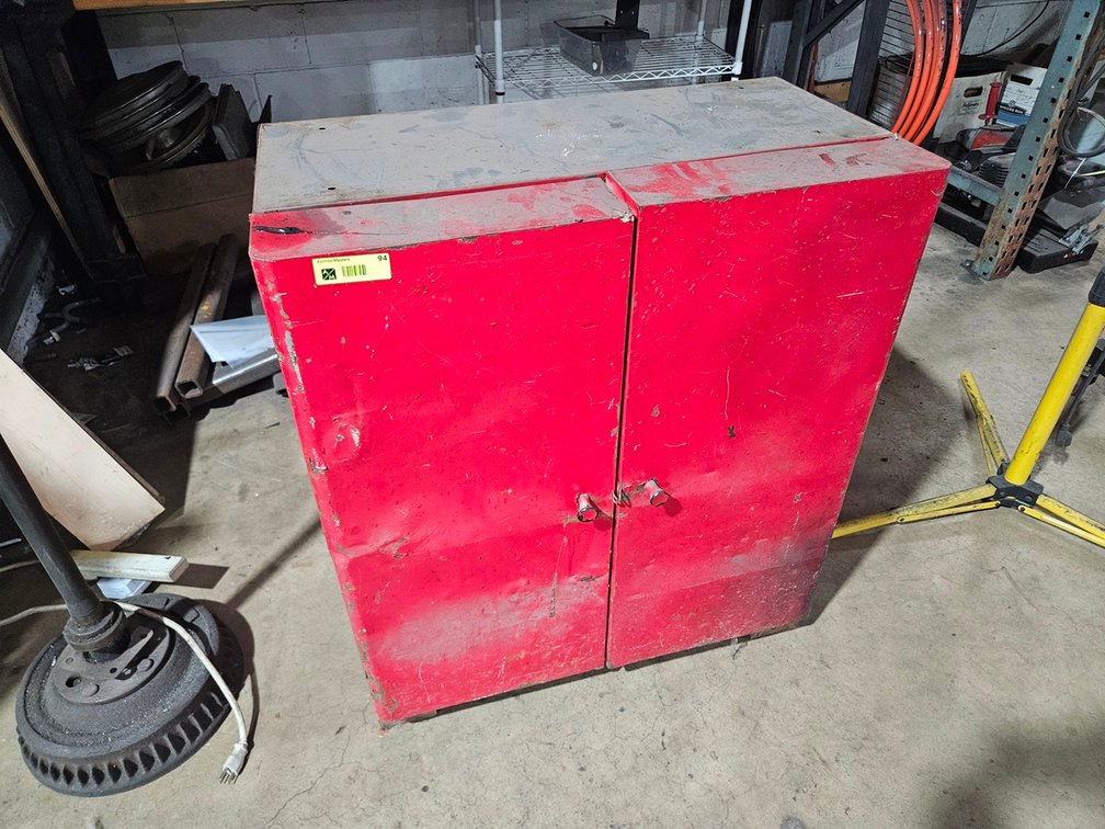 Metal Wall Cabinet, 28"x16"x32"