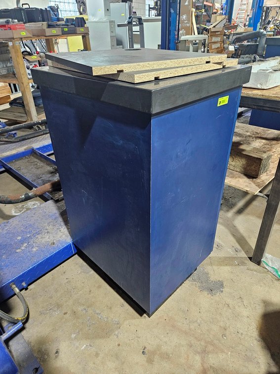 2 Cabinets, 24"x21"x42"
