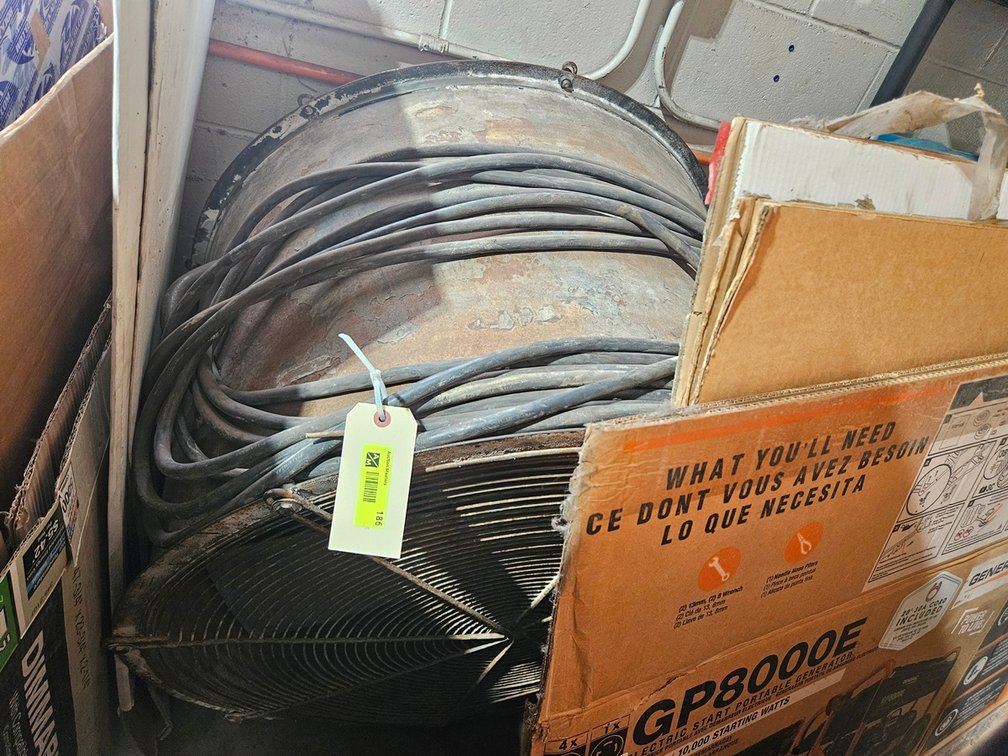 36"x24" Fan