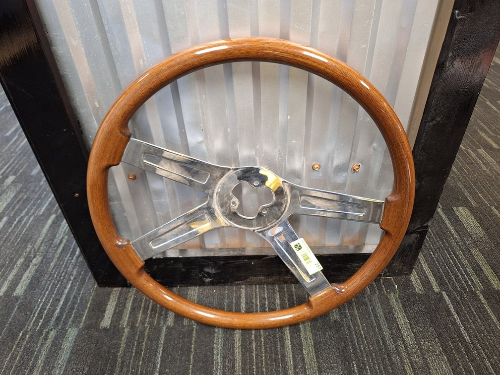 Wood/Metal 19" Steering Wheel