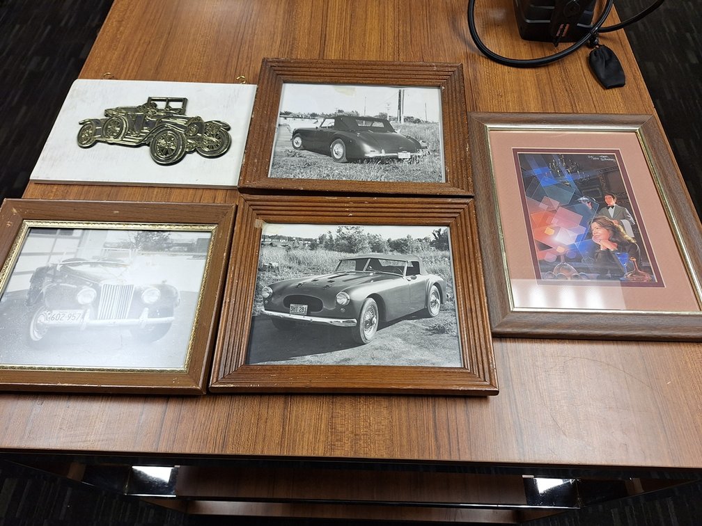 5 Framed Pictures