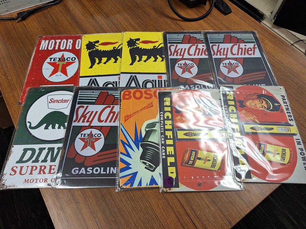 10 Repro Metal Signs
