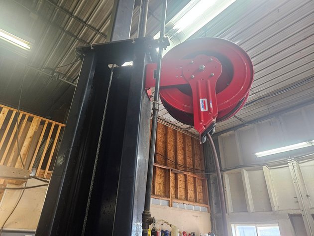 Image for American Lift 10,000 lb. Hoist, Model: TPO-9A, 208-230V, 1PH, with Air Hose and Reel