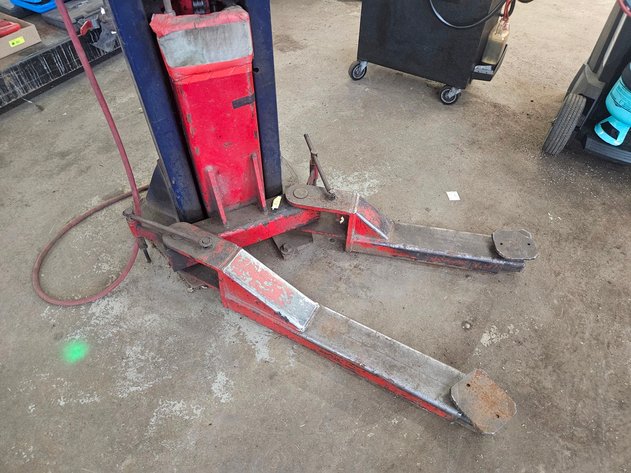 Image for American Lift 10,000 lb. Hoist, Model: TPO-9A, 208-230V, 1PH, with Air Hose and Reel