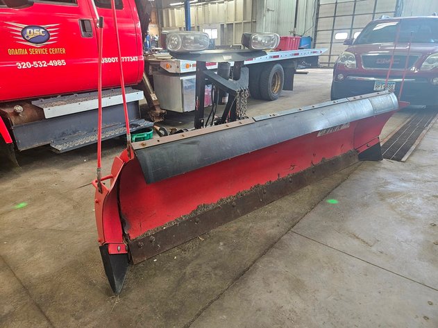 Image for Western Pro Plus Ultra Finish, 9.5' Plow with Ultra Mount Hydraulic Control Unit