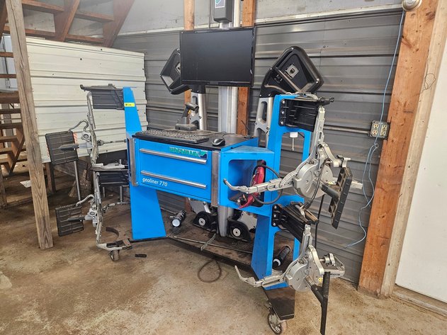 Image for Hofmann Geoliner 770 Mobile Imaging Alignment Machine, 115V