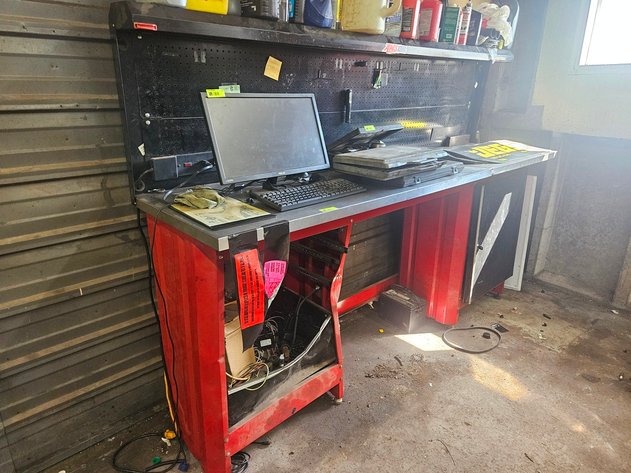 Image for Craftsman Metal Workbench, 96