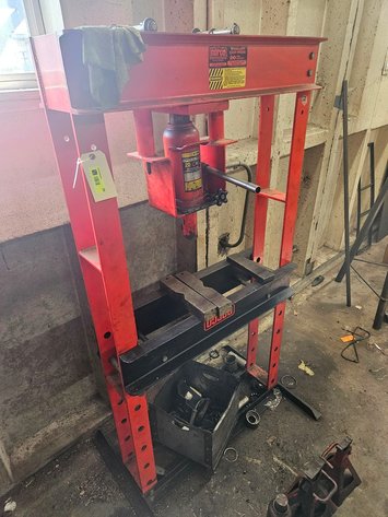Image for Norco 20 Ton Hydraulic Press