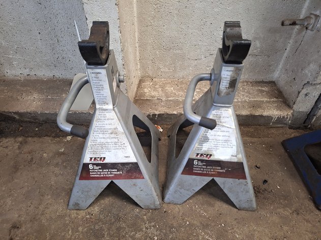 Image for 2 Jacks Stands