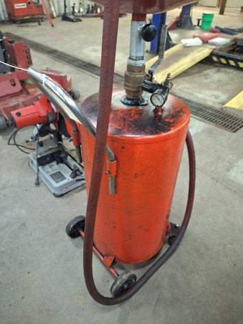 Image for Oil Drain on Wheels