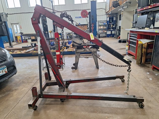 Image for Big Red Hoist on Wheels, 8 Ton Ram