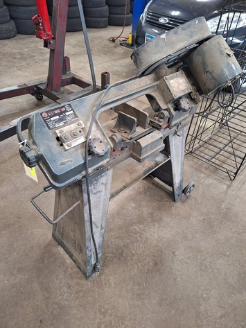Image for Rong Fu Horizontal Band Saw, Model: RF-115