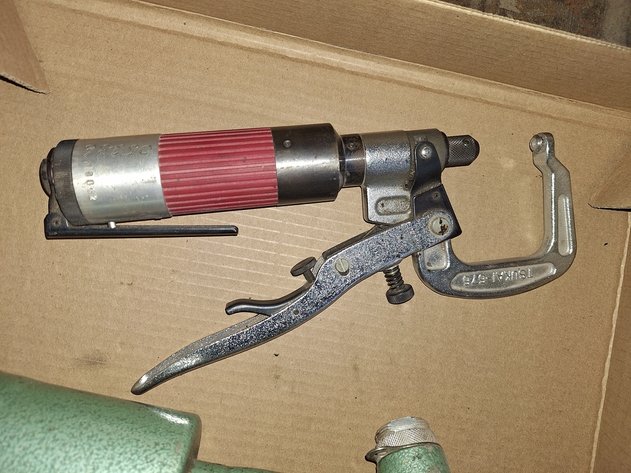 Image for 2 Air Tools