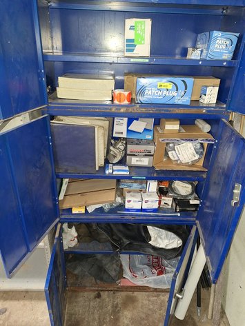 Image for Contents in Cabinet: Assorted Auto Parts
