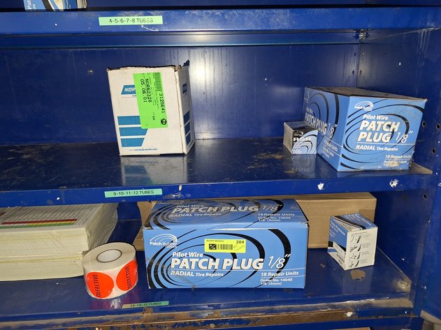Image for Contents in Cabinet: Assorted Auto Parts