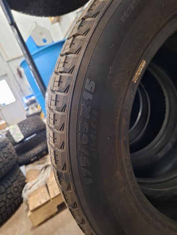 Image for 4 Michelin 175/65R16, 8/32