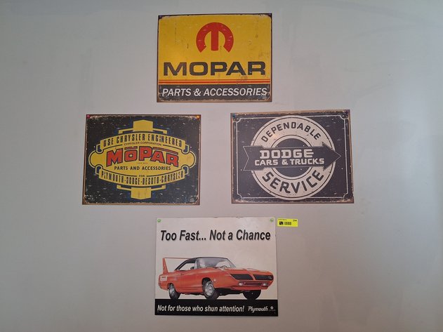 Image for 4 Tin Wall Art