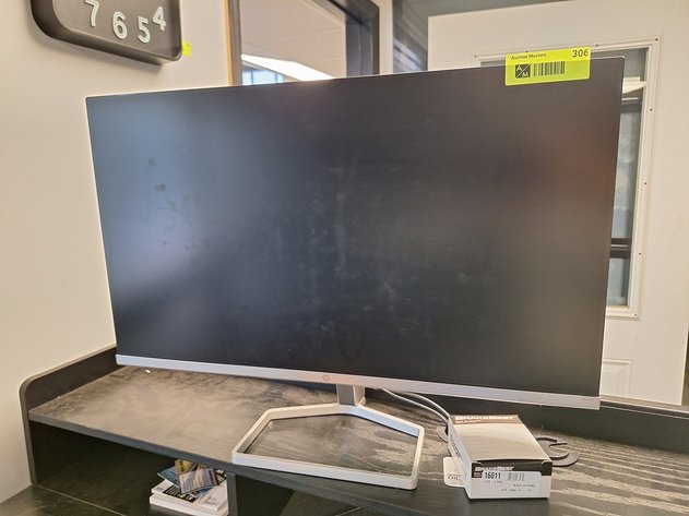 Image for HP M24F Monitor and Keyboard