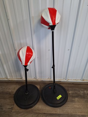 Image for 2 Garage Stoppers