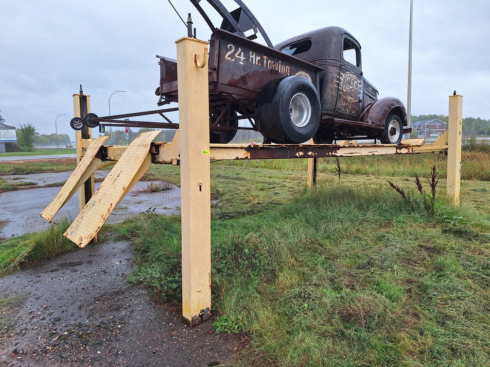 4-Post Drive on Hoist, Not Working, 215"x130" Footprint