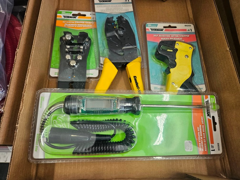 2 Wire Strippers/Crimpers, Circuit Tester, Cutter/Stripper