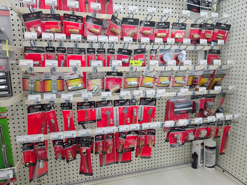 Assorted, Air Hose Fittings and Accessories in Section