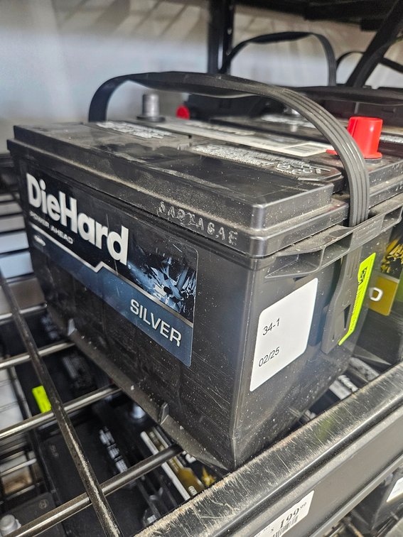 Die Hard Silver Auto Battery, 34-1