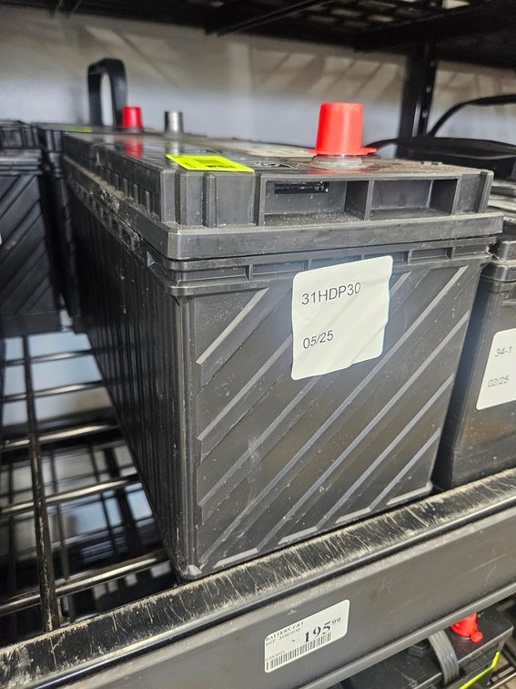 Die Hard Heavy Duty Auto Battery, 31HDP30