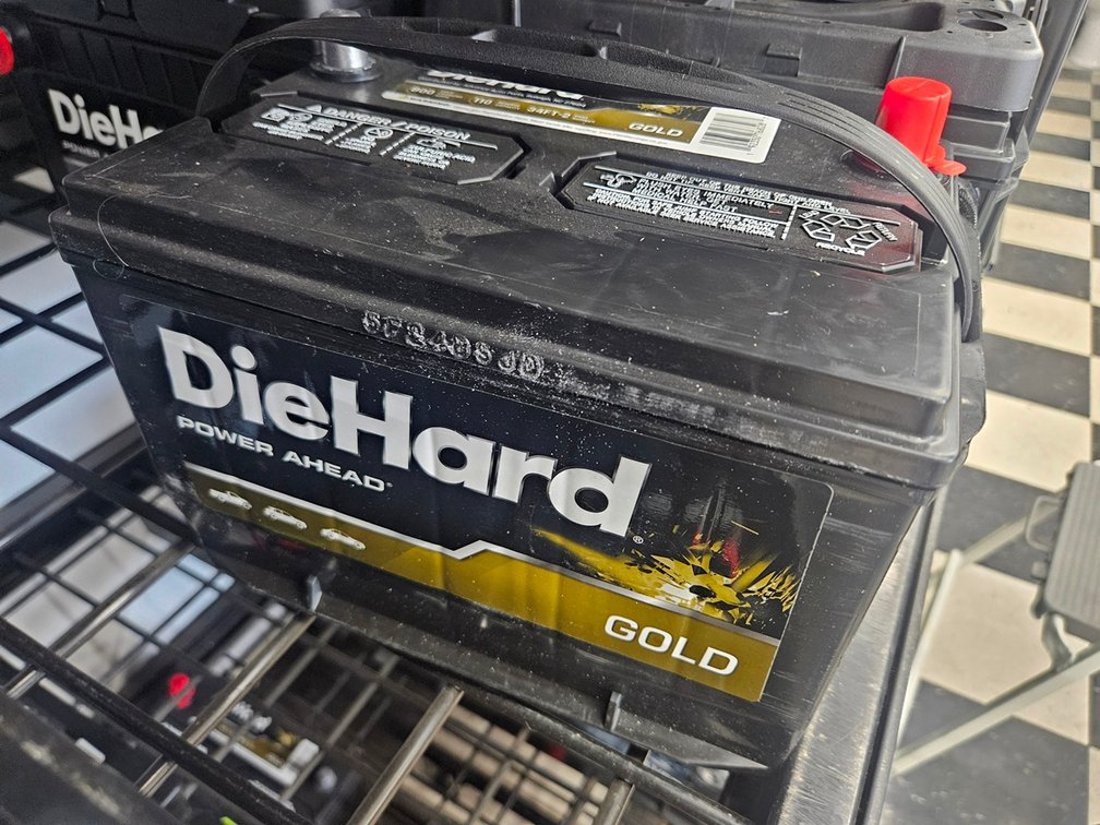 Die Hard Gold Auto Battery, 34FT-2