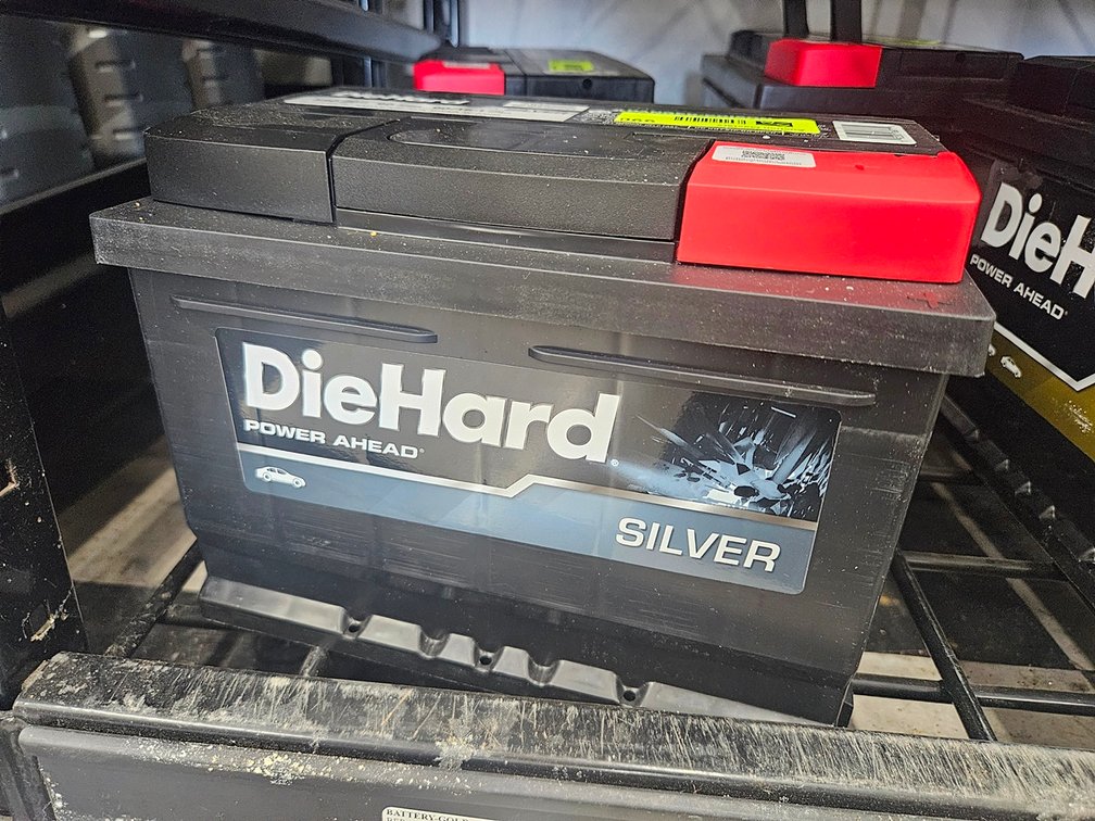 Die Hard Silver Auto Battery, 90T5-1