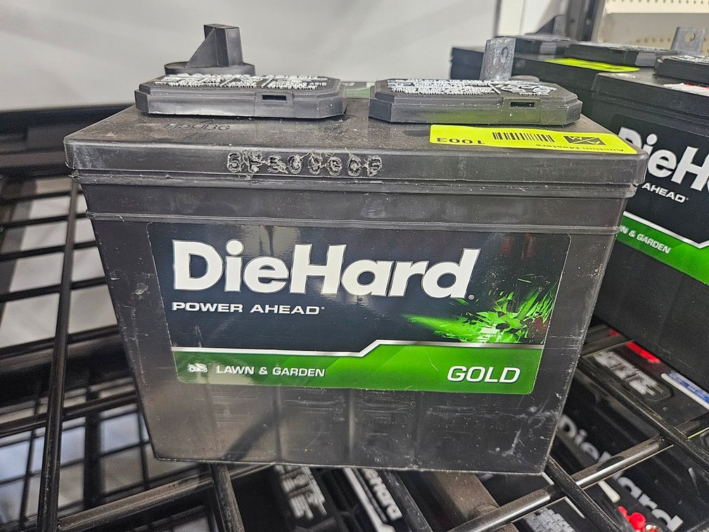 Die Hard Gold Lawn & Garden Battery, U1-3