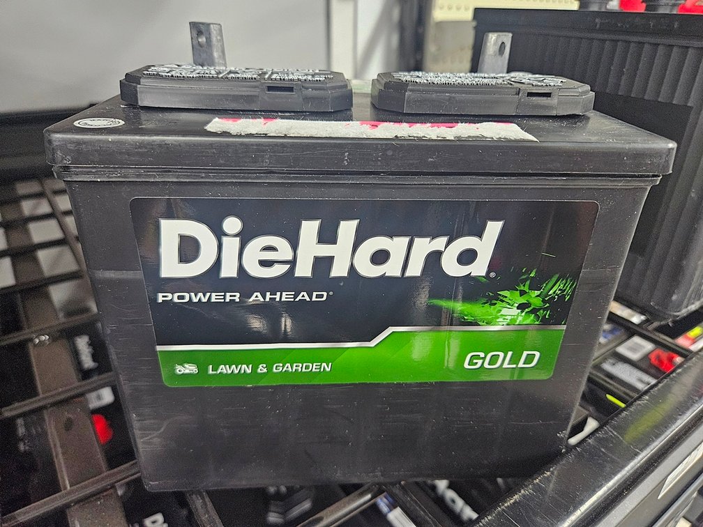 Die Hard Gold Lawn & Garden Battery, U1-3