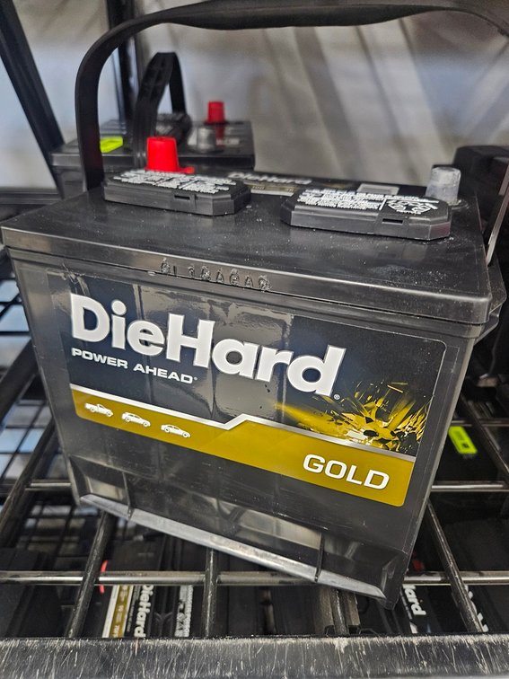Die Hard Gold Auto Battery, 35-2