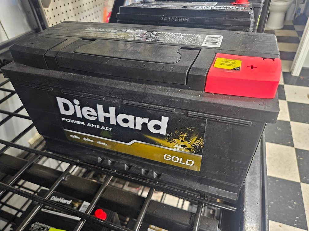Die Hard Gold Auto Battery, 49H8