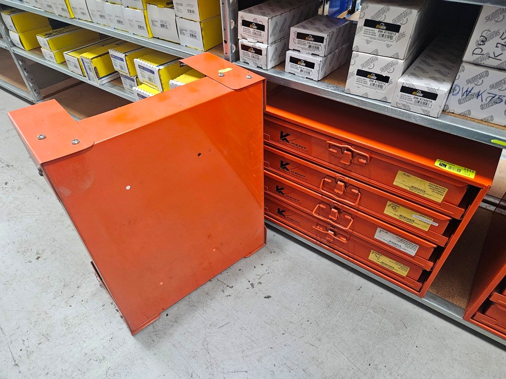 Kent Automotive 4 Drawer Cabinet with Contents and Stand
