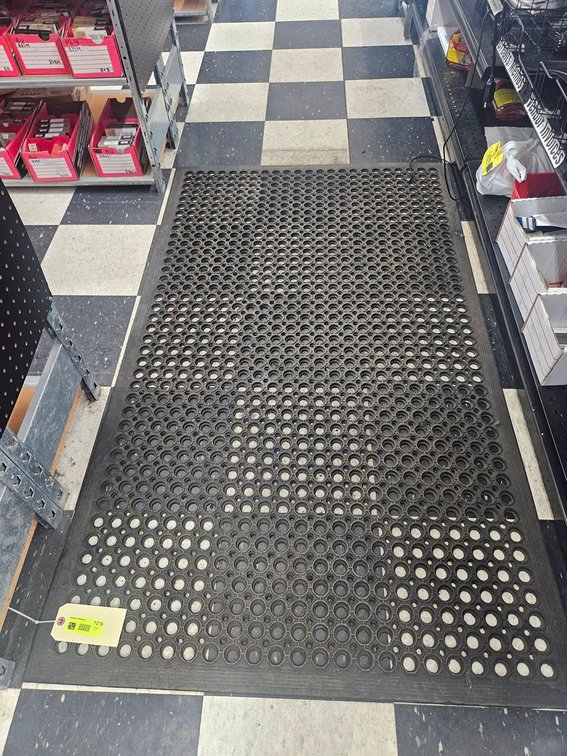 2 Rubber Anti Fatigue Mats, 60"x36"