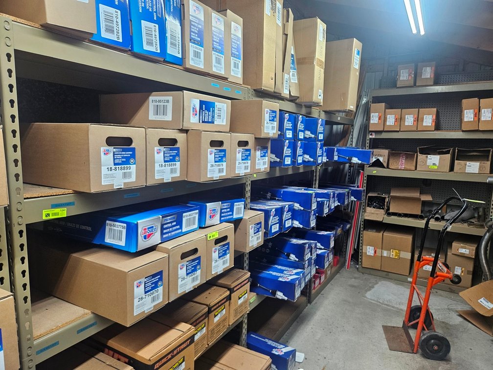 5 Shelves, 48"x18", Assorted Heights