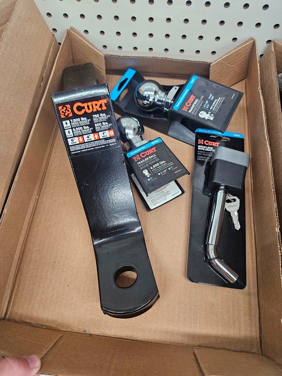 Curt 6" Drop Hitch, 1 7/8" and 2" Balls, Hitch Lock