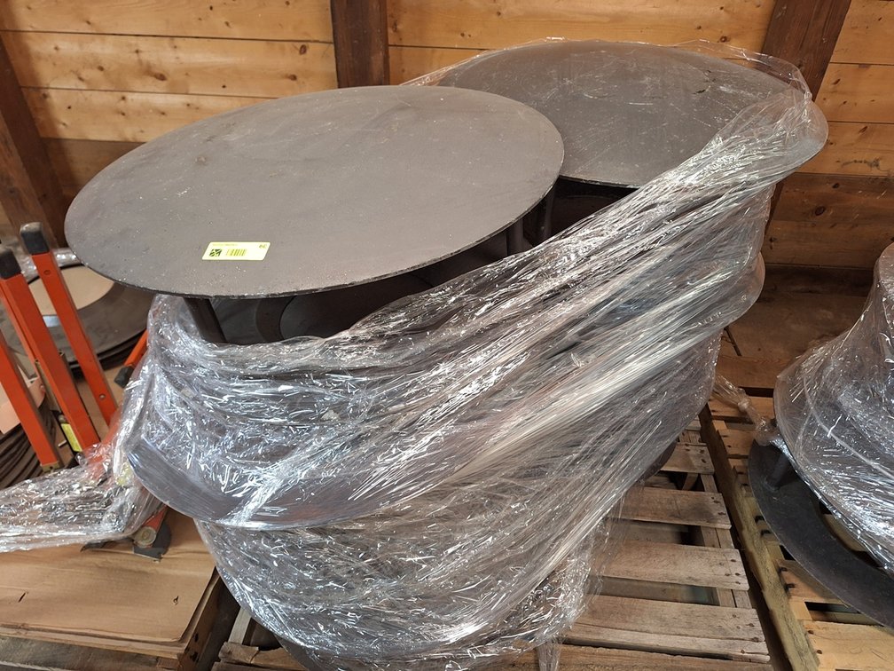 Pallet of Metal Trash Can Toppers, 26" Dia.