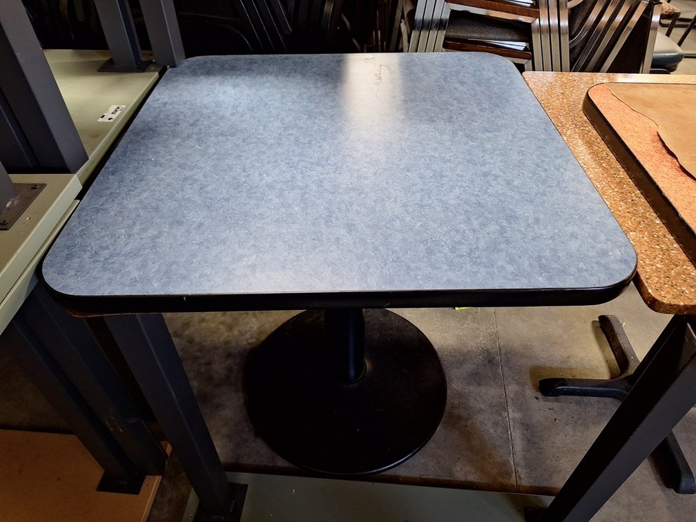2 Tables, 30"x30"x30"