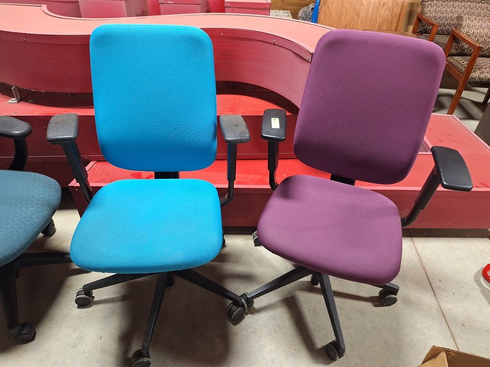 2 Office Chairs on Wheels