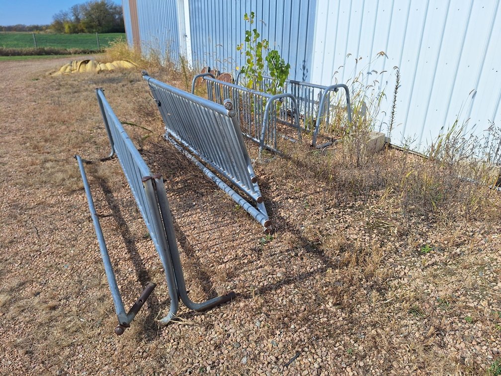 4 Metal Bike Racks