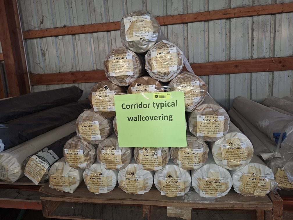 Approx. 21 Rolls Wall Covering, 30 Yards x 5'5"